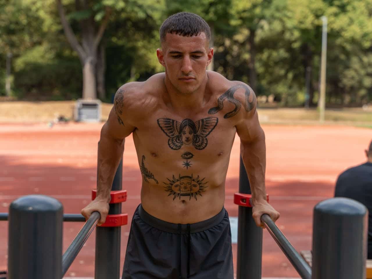 Corrida e Calistenia: Como Combinar no Mesmo Treino